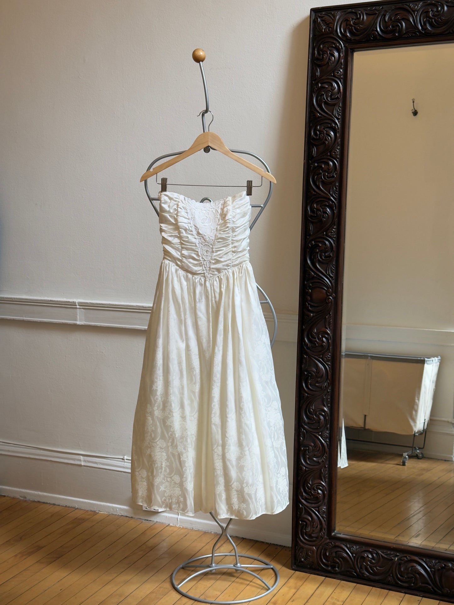 Vintage 80's Gunne Sax Strapless Tea Length Wedding Dress