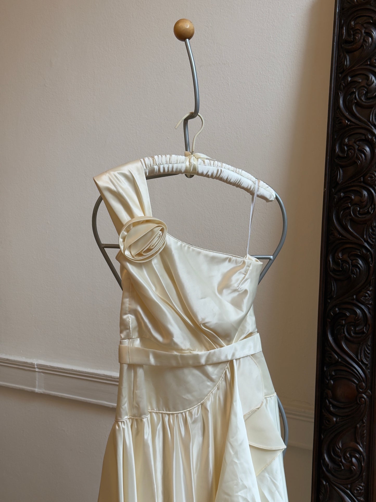Vintage 80's Satin One-Shoulder Wedding Dress with Rosette