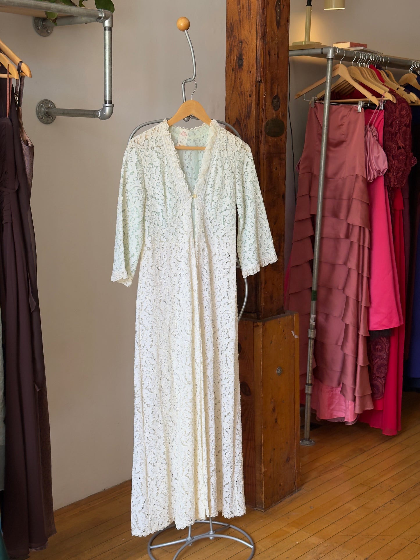 Vintage 60's Cream Lace Overlay Duster Robe with Blue Lining