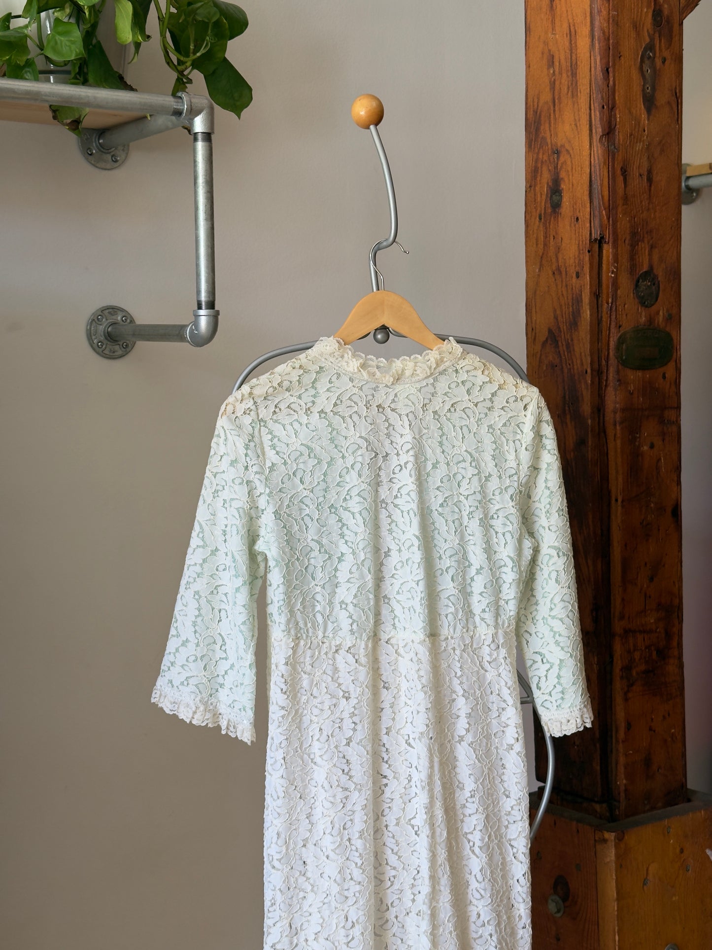 Vintage 60's Cream Lace Overlay Duster Robe with Blue Lining