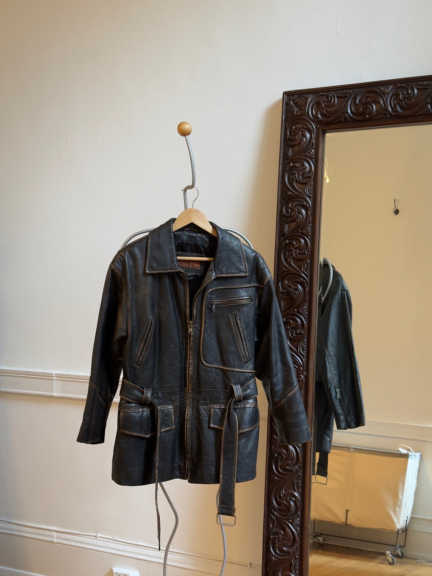 Vintage 80's Distressed Dark Brown/Black Leather Jacket with Belt
