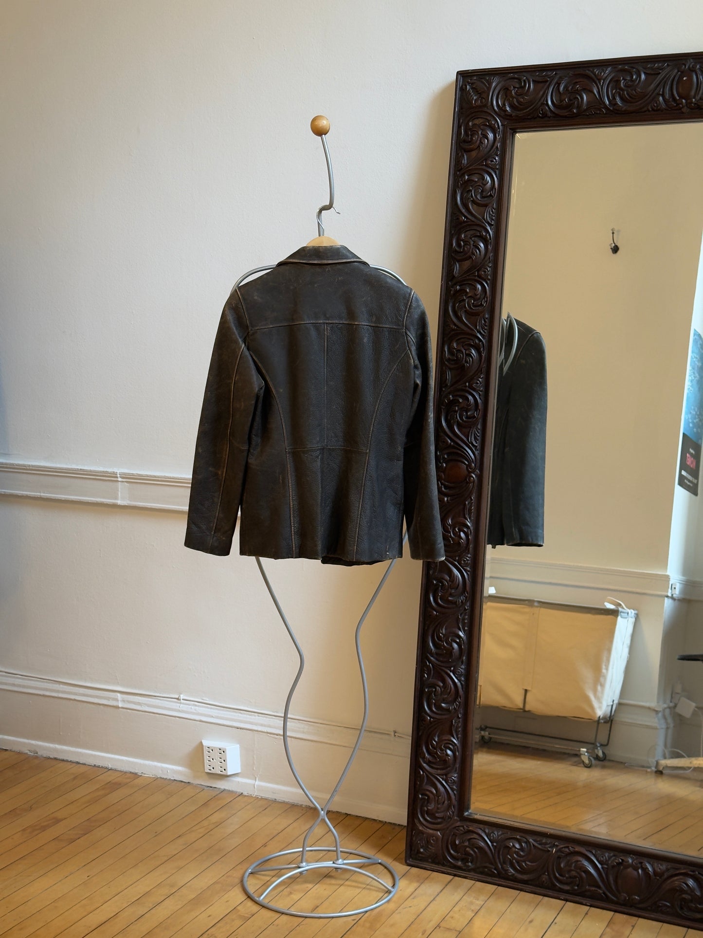 Vintage Y2K Brown Distressed Leather Blazer