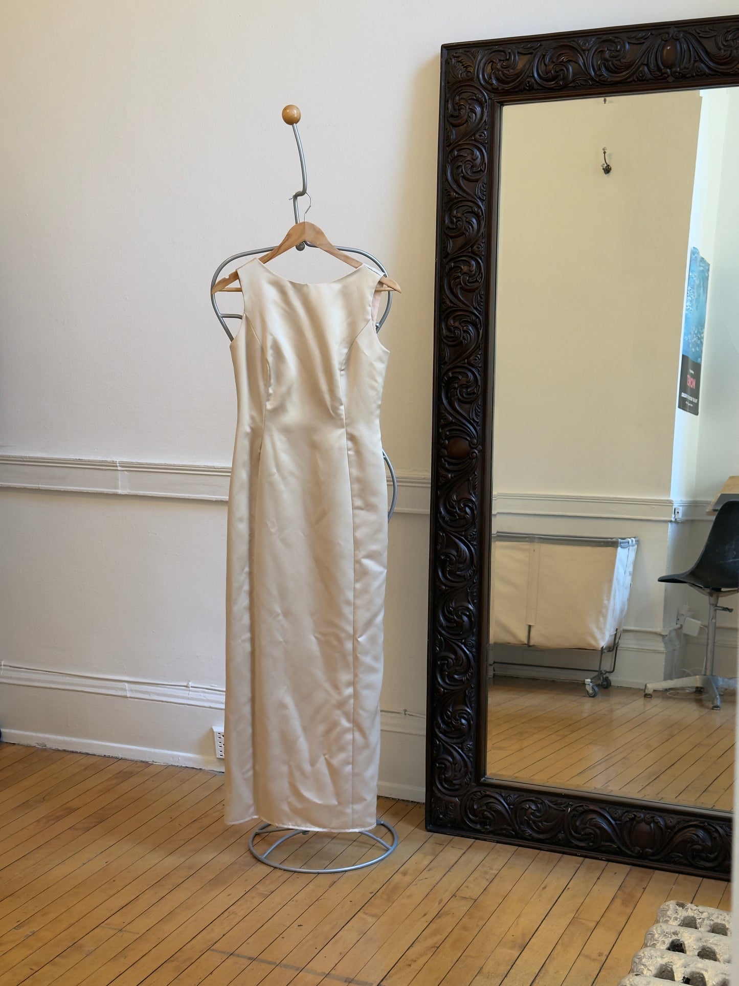 Vintage 70's Cream Satin Bridal Dress with Rosettes