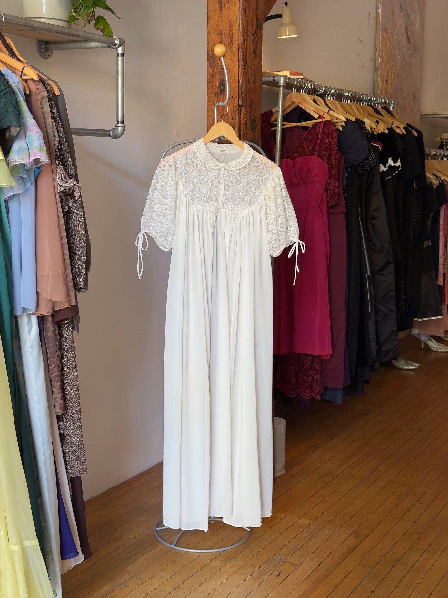 Vintage 60's Puff Sleeve Chiffon and Nylon Lace Peignoir Robe
