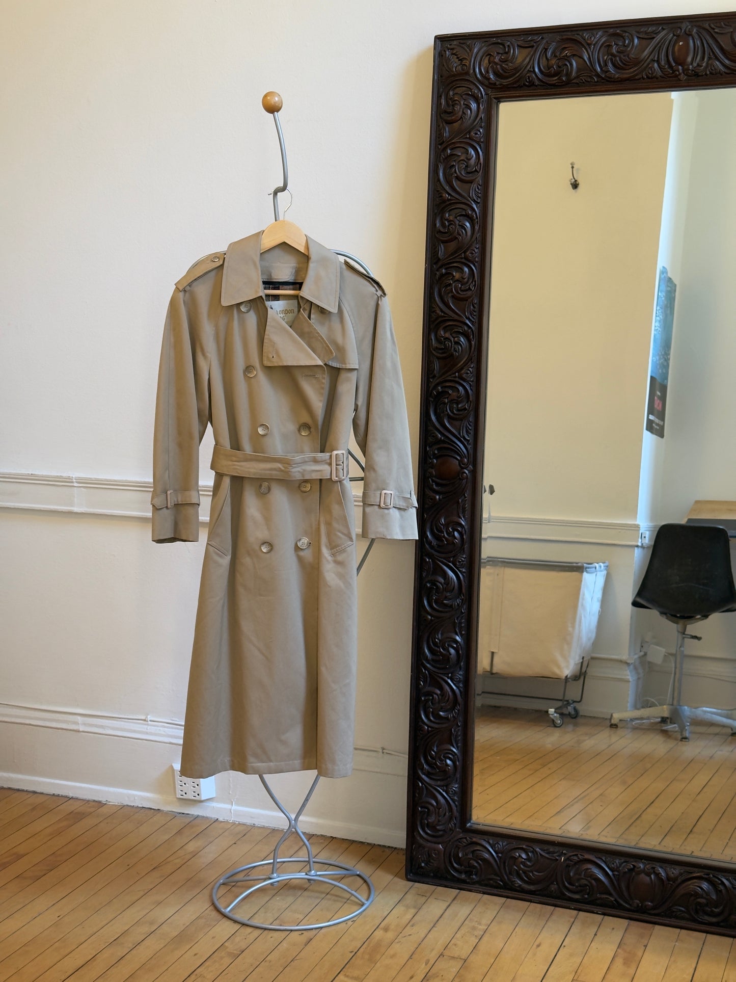 Vintage 80's Women's Belted Midi Trench Coat
