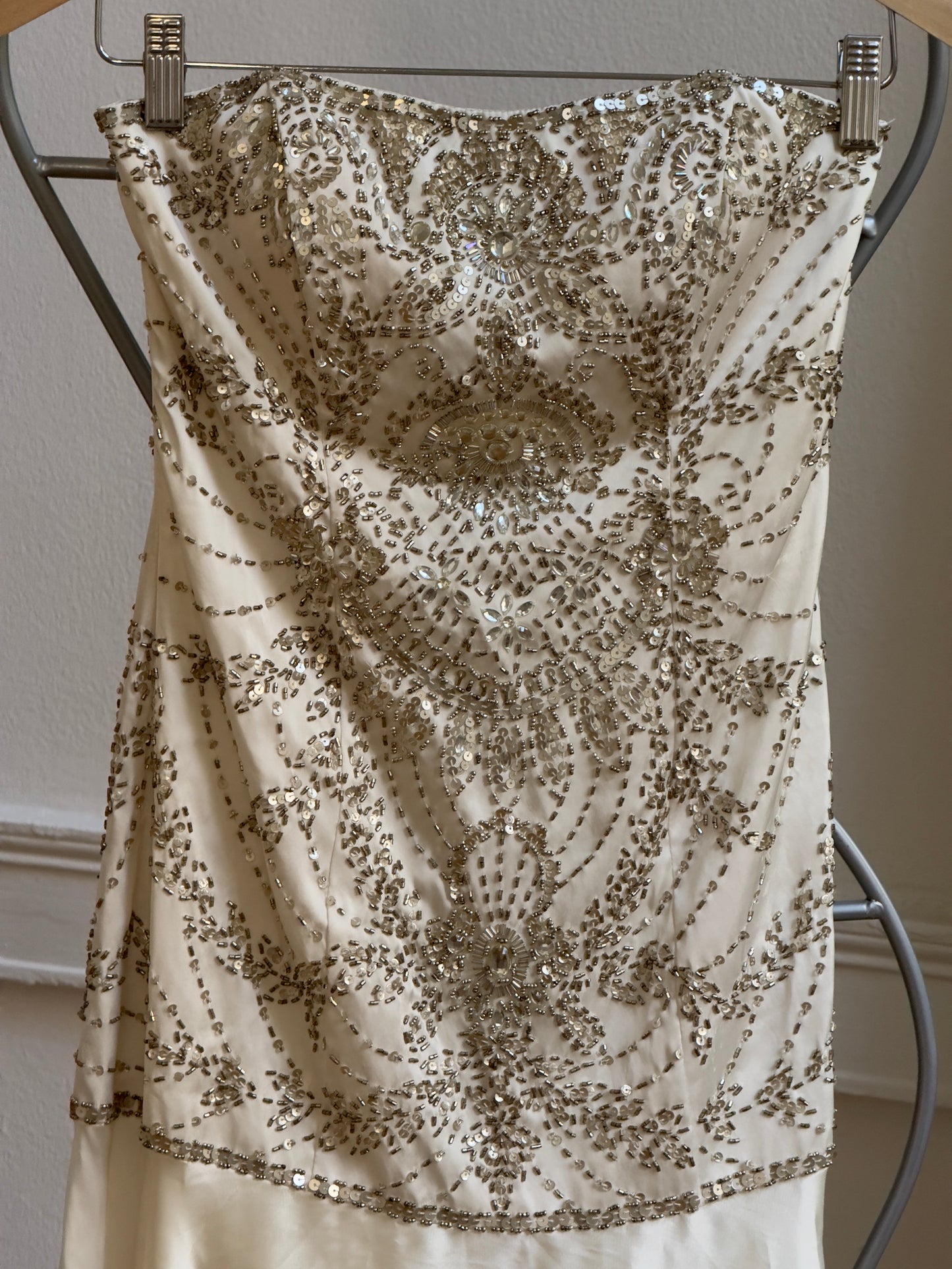 Vintage Y2K Beaded Strapless Drop Waist Bridal Dress