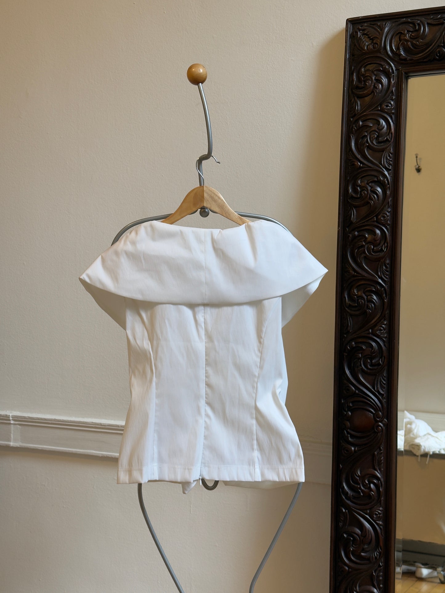 Vintage 80's Crisp White Sleeveless Rosette Top