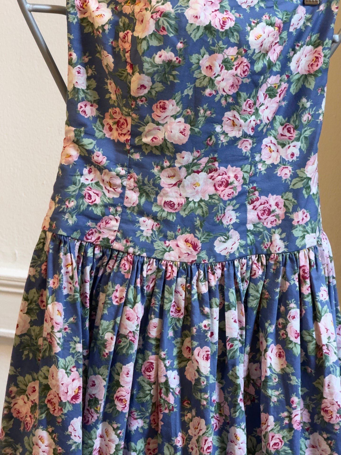 Vintage 80's Blue Floral Strapless Tea Length Midi Dress