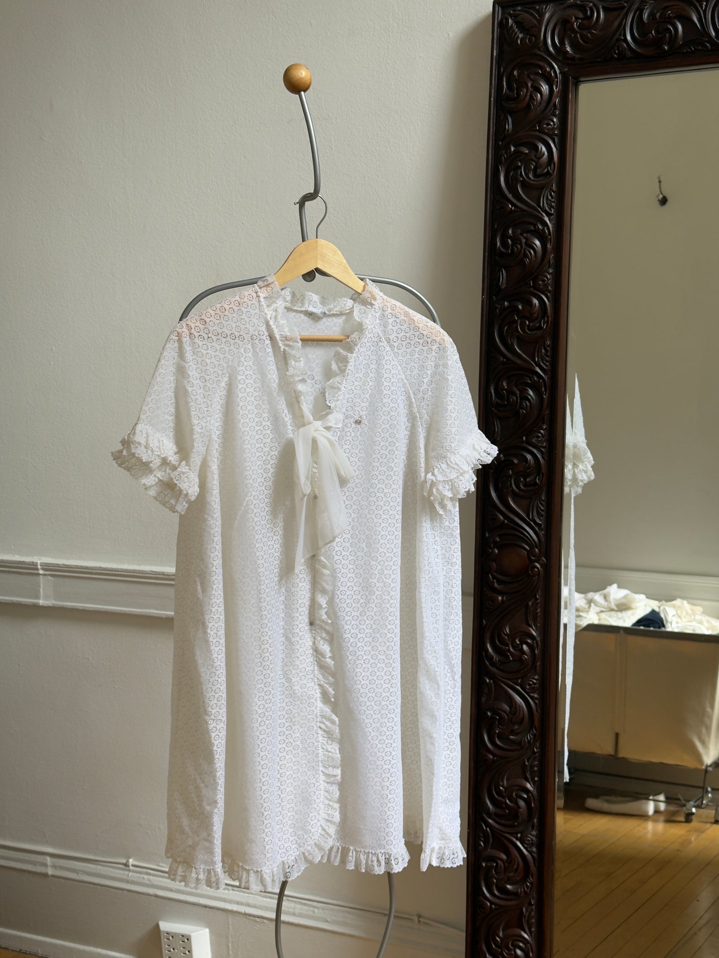 Vintage 60's White Lace Overlay Ruffle Tie Robe/Dress