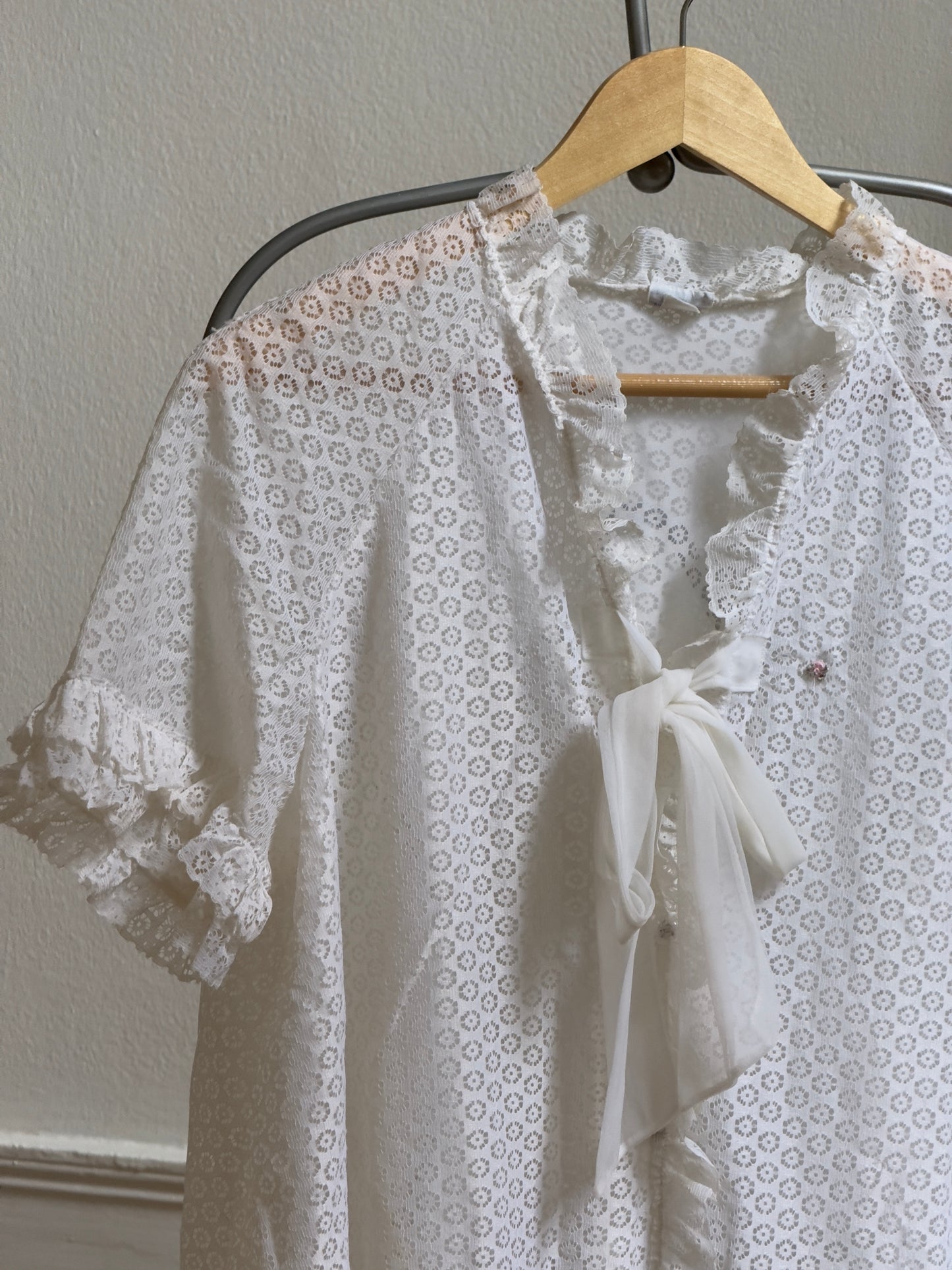 Vintage 60's White Lace Overlay Ruffle Tie Robe/Dress