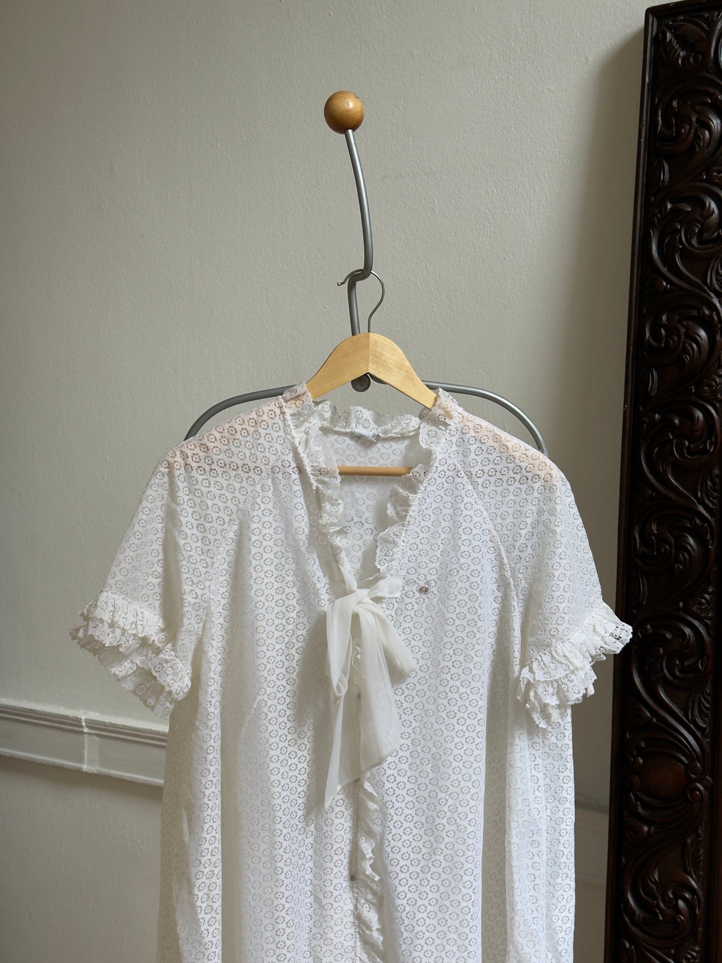 Vintage 60's White Lace Overlay Ruffle Tie Robe/Dress