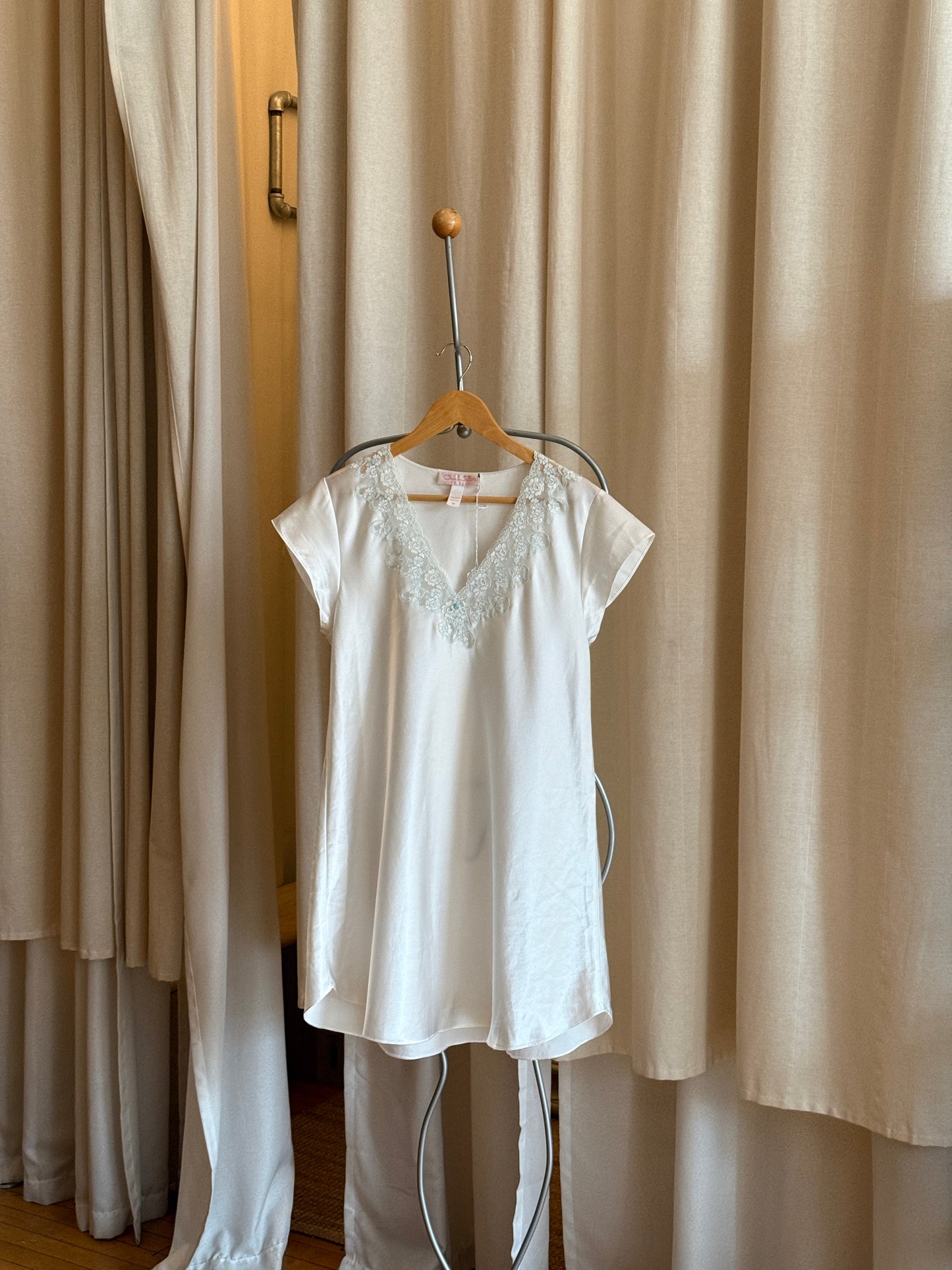 Vintage ivory mini lingerie slip dress with blue lace accents by Oscar de la Renta (pink label) [SIMRAN]