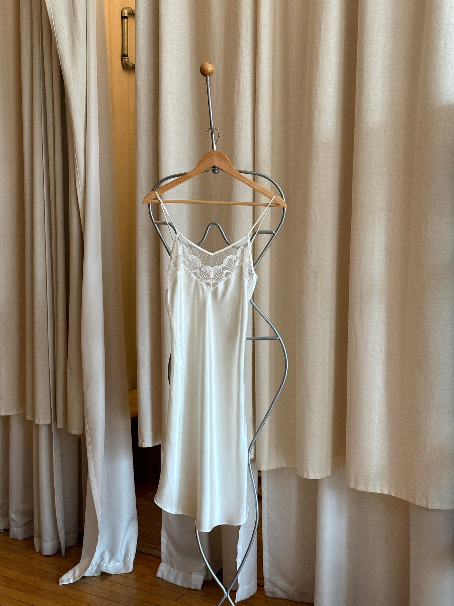 Vintage ivory mini satin lingerie slip dress by Victoria's Secret (gold label, P) [SIMRAN]