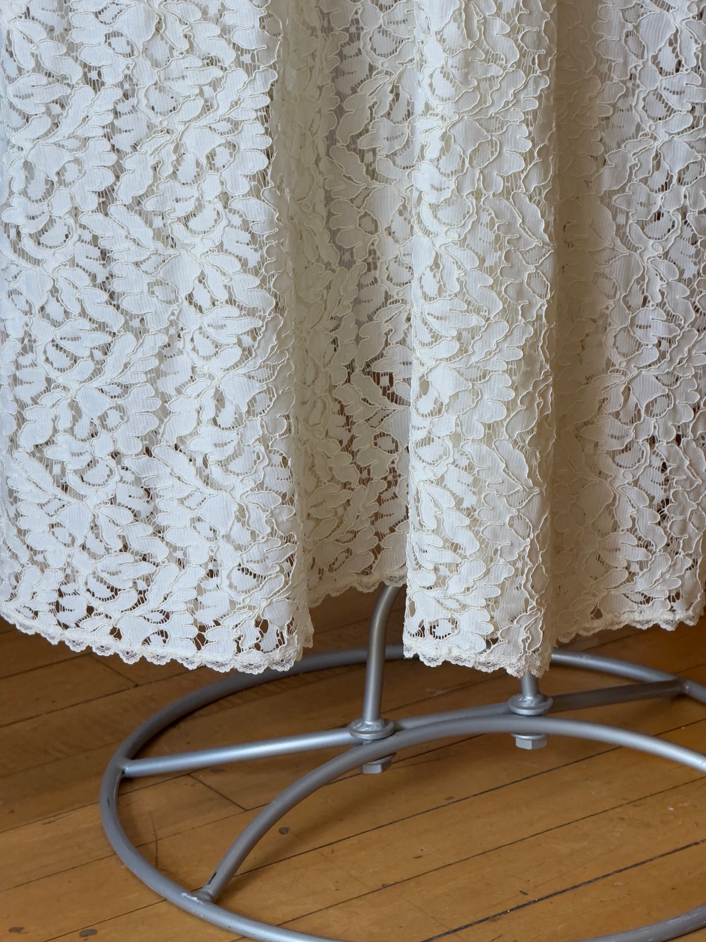 Vintage 60's Cream Lace Overlay Duster Robe with Blue Lining