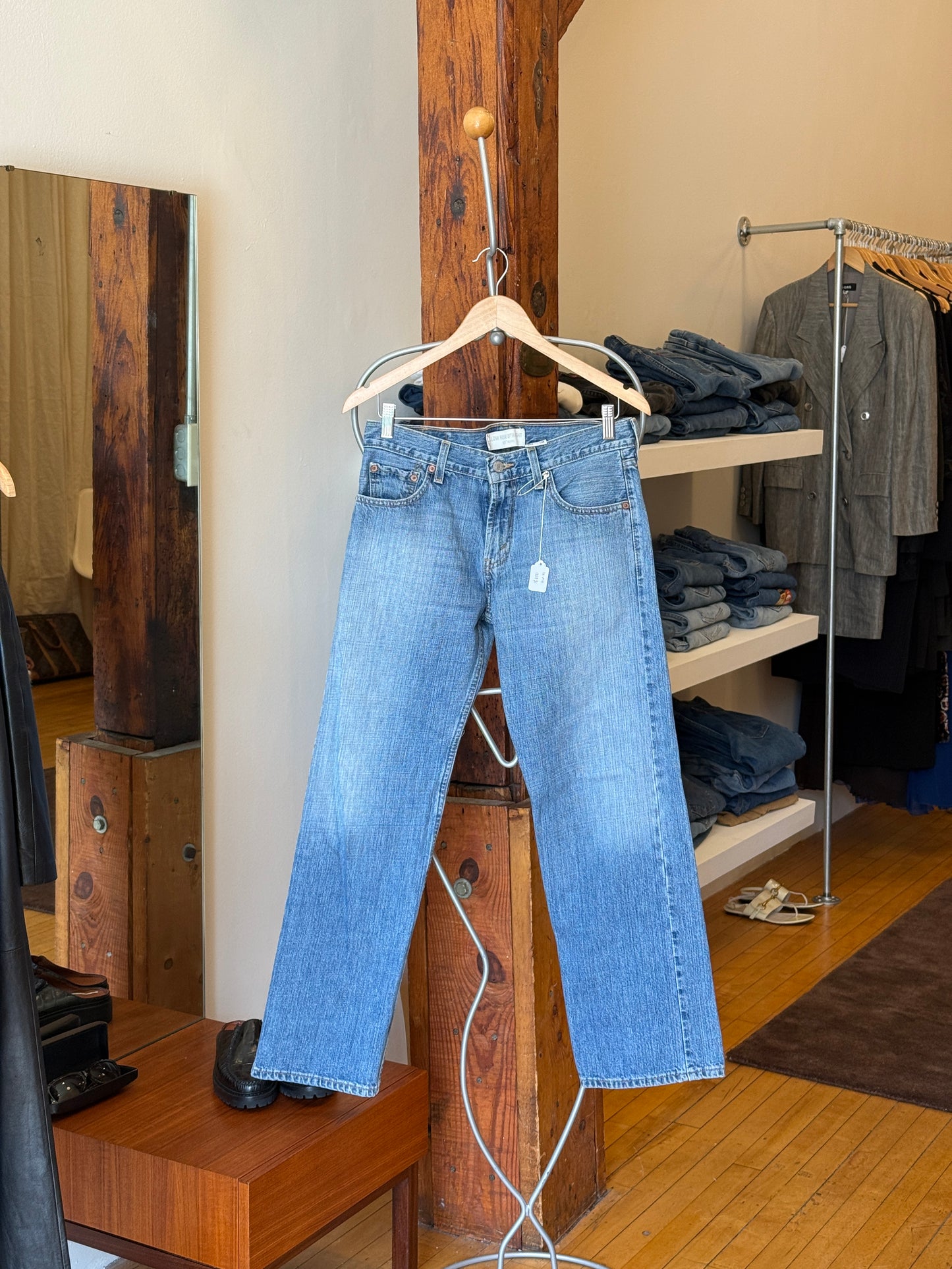 Vintage medium wash Levi's 529 Jeans (29x30)