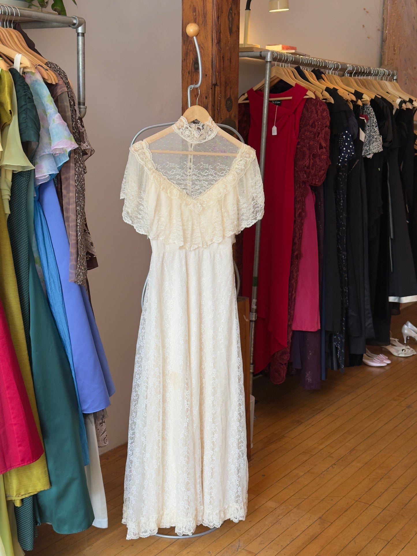 Vintage 70's Allover Lace Wedding Dress (Hold)