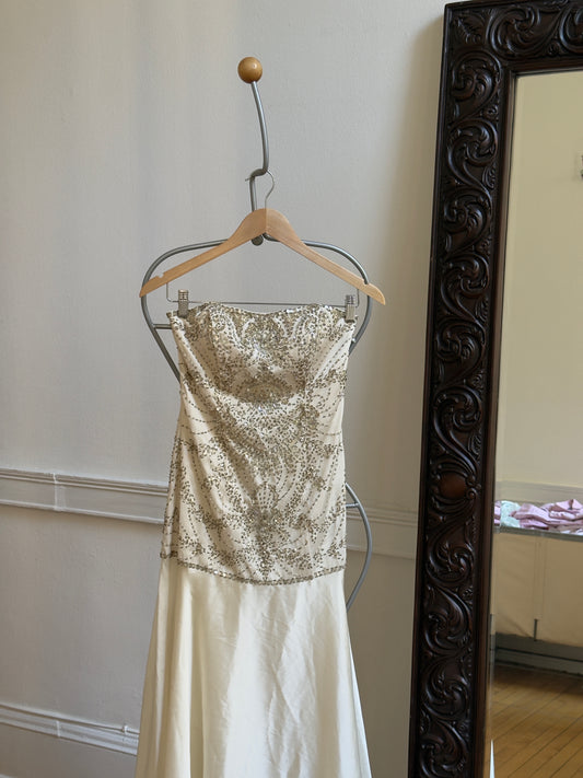 Vintage Y2K Beaded Strapless Drop Waist Bridal Dress