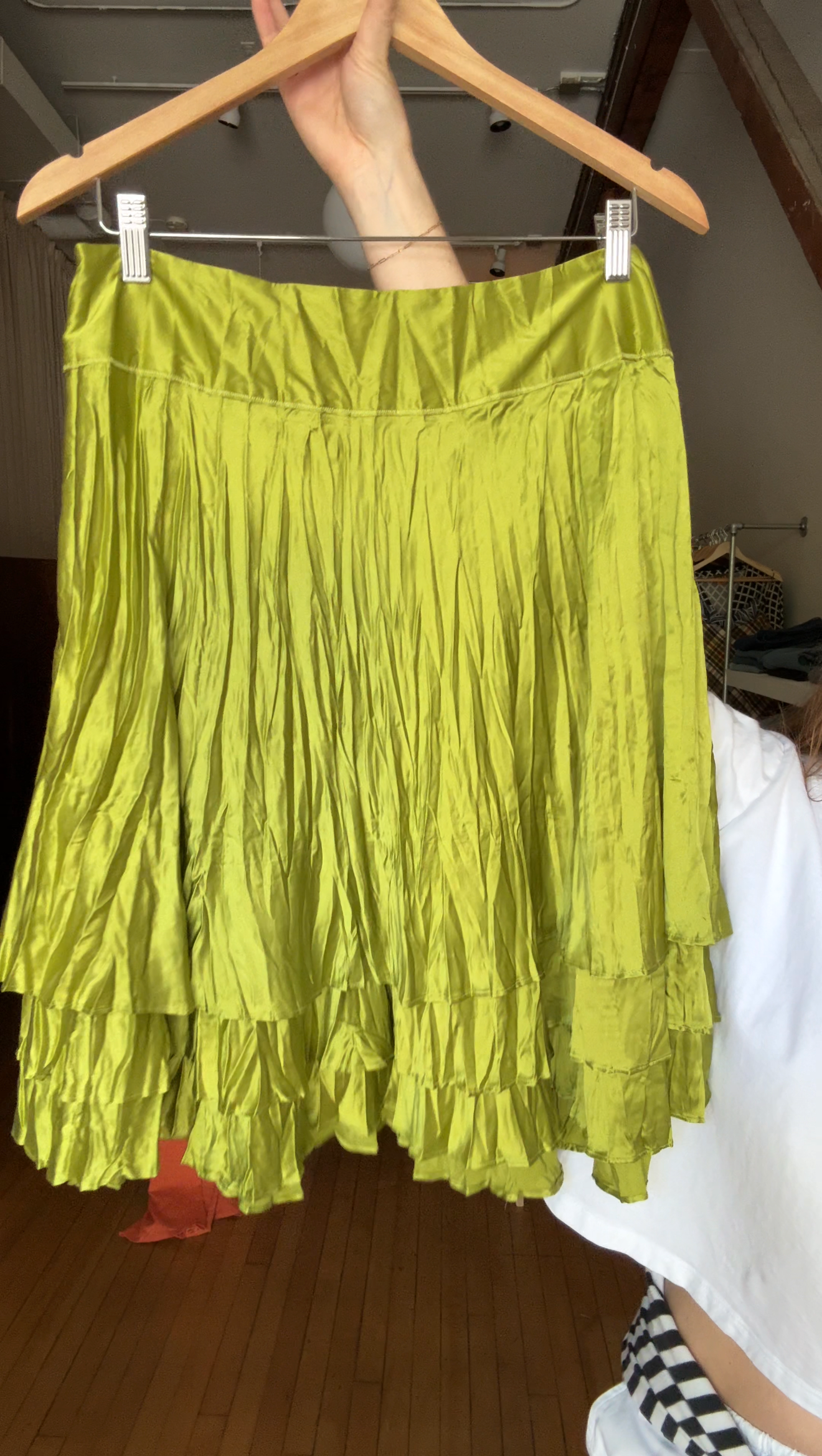 Vintage chartreuse 100% silk pleated layered midi skirt by Emanuel Ungaro (10)